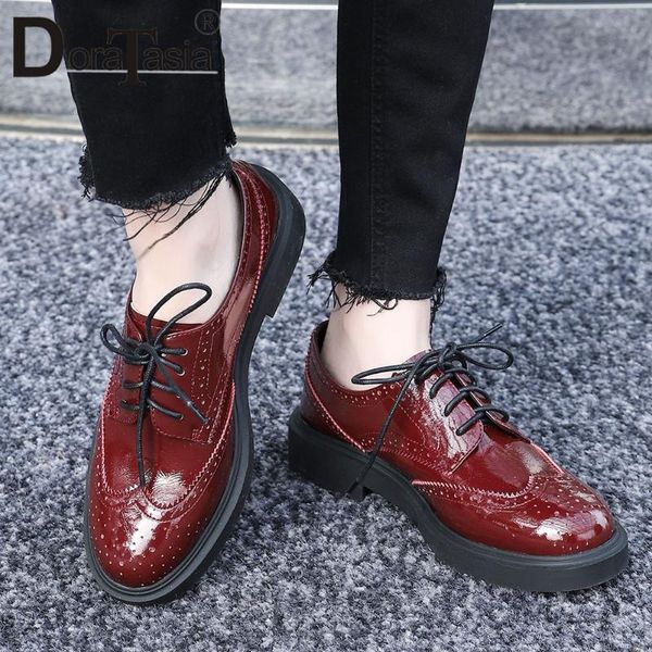 doratasia new patent leather ladies lace up flats 2020 casual office flats women spring autumn shoes woman, Black
doratasia new patent leather ladies lace up flats 2020 casual office flats women spring autumn shoes woman, Black