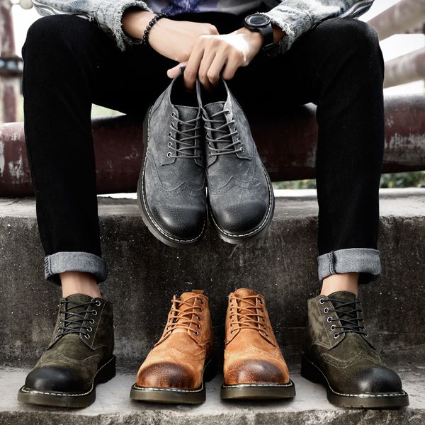 autumn&winter men brogue boots ankle boots man's casual shoes working fahsion men boots, Black
autumn&winter men brogue boots ankle boots man's casual shoes working fahsion men boots, Black
