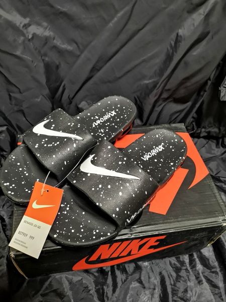 New 2019 fa hion de igner lipper gear bottom men triped andal cau al non lip ummer huarache lipper flip flop lipper quality
New 2019 fa hion de igner lipper gear bottom men triped andal cau al non lip ummer huarache lipper flip flop lipper quality