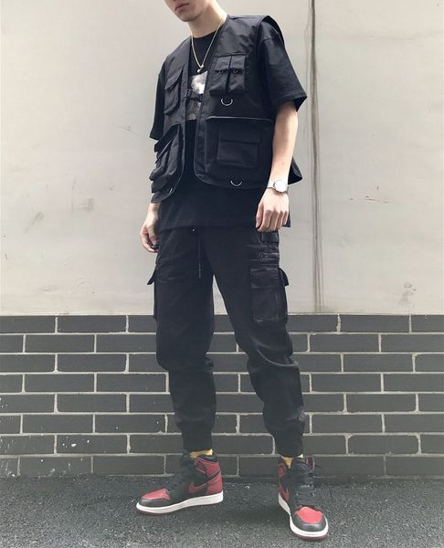 2019 multiple pockets cargo vest hip hop vest men dad core sleeveless jacket gilet men's streetwear, Black;white
2019 multiple pockets cargo vest hip hop vest men dad core sleeveless jacket gilet men's streetwear, Black;white