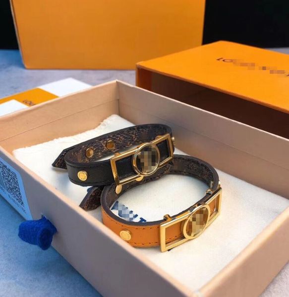 luxury designer golden trend bracelet letter bracelet woman men hard bracelet ladies classic letter beautiful louìs vuìttõn jewelry, Black
luxury designer golden trend bracelet letter bracelet woman men hard bracelet ladies classic letter beautiful louìs vuìttõn jewelry, Black