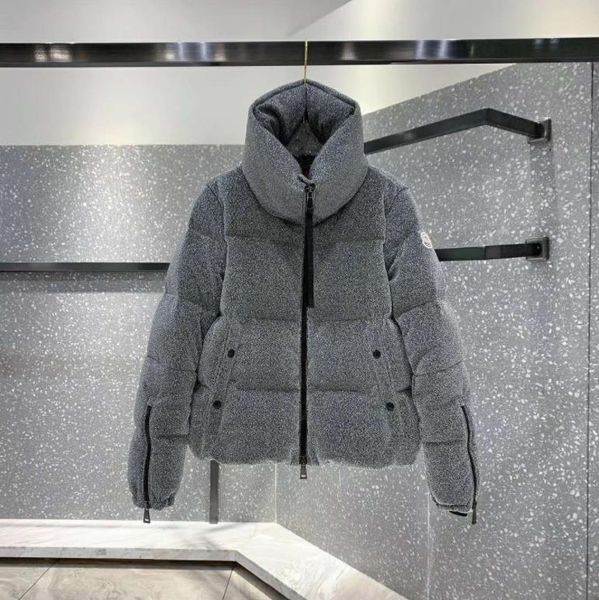 2020 new designer mens womens down coat clothes with hat fashion long sleeve keep warm brand jacket coat wholesale parka b104089d, Black
2020 new designer mens womens down coat clothes with hat fashion long sleeve keep warm brand jacket coat wholesale parka b104089d, Black