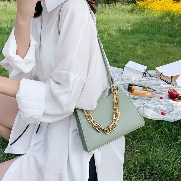 2020 new ladies shoulder bag large capacity solid color fashion armpit bag elegant retro chain crossbody women
2020 new ladies shoulder bag large capacity solid color fashion armpit bag elegant retro chain crossbody women