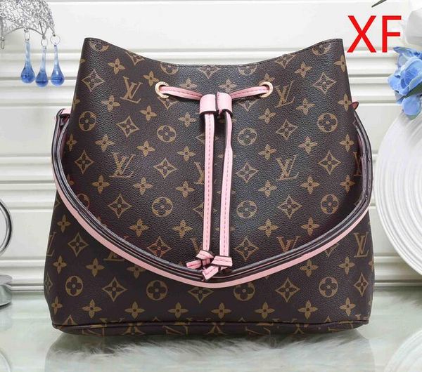 2020 women genuine leather real oxidizing luxury handbag pillow shoulder bag tote purse 026
2020 women genuine leather real oxidizing luxury handbag pillow shoulder bag tote purse 026
