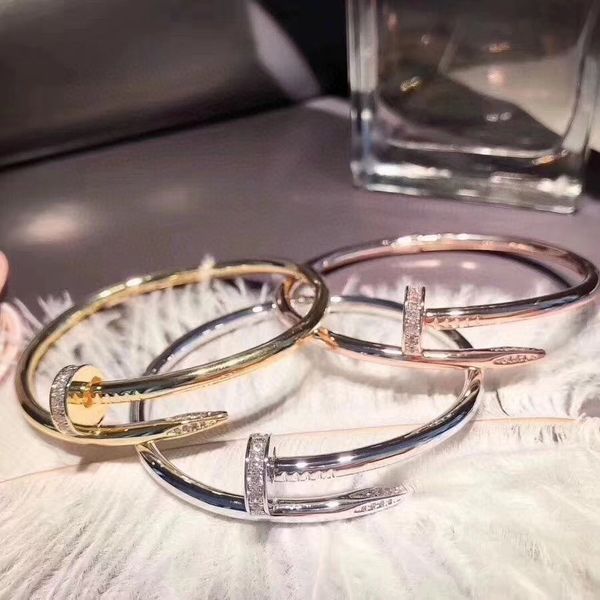 titanium steel love bracelets for women rose gold silver gold nail cuff men charm screw bracelet couple jewelry with original bag, Black
titanium steel love bracelets for women rose gold silver gold nail cuff men charm screw bracelet couple jewelry with original bag, Black