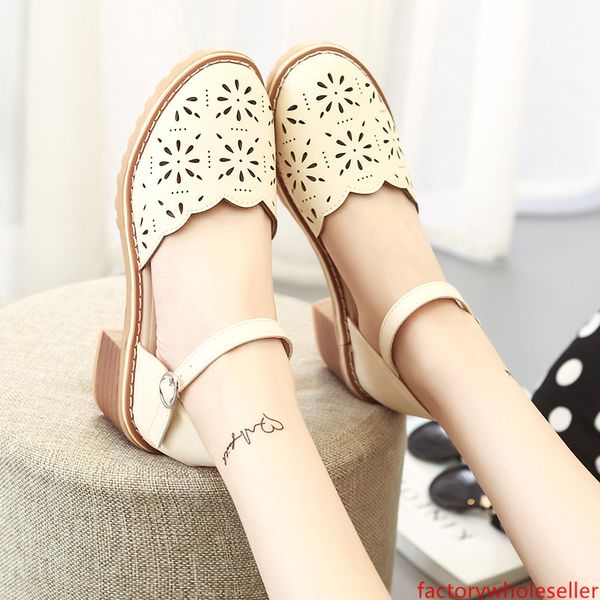 sandals female 2019 summer korean version of the new wild with a word buckle round head hollow breathable women s shoes
sandals female 2019 summer korean version of the new wild with a word buckle round head hollow breathable women s shoes