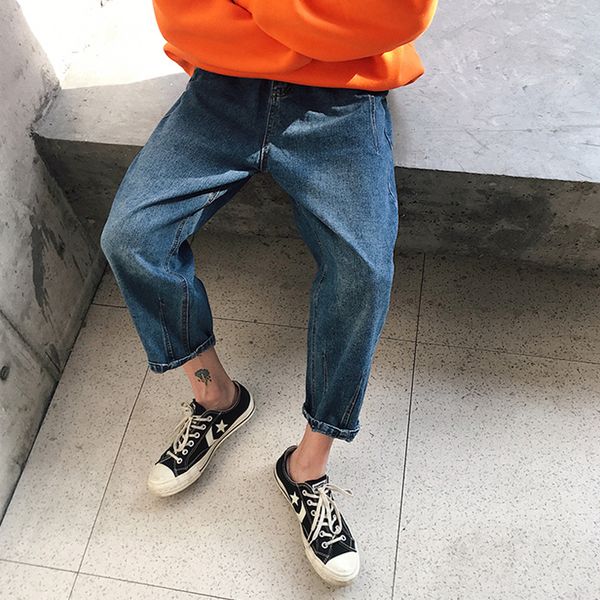 2019 the new listing spring and summer korean men's fashion couple solid color self-cultivation casual wild sports jeans hip hop, Blue
2019 the new listing spring and summer korean men's fashion couple solid color self-cultivation casual wild sports jeans hip hop, Blue