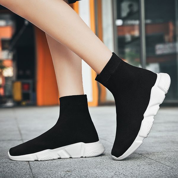 high socks shoes men sneakers breathable sport trail running shoes for women light soft sports couple trainers
high socks shoes men sneakers breathable sport trail running shoes for women light soft sports couple trainers