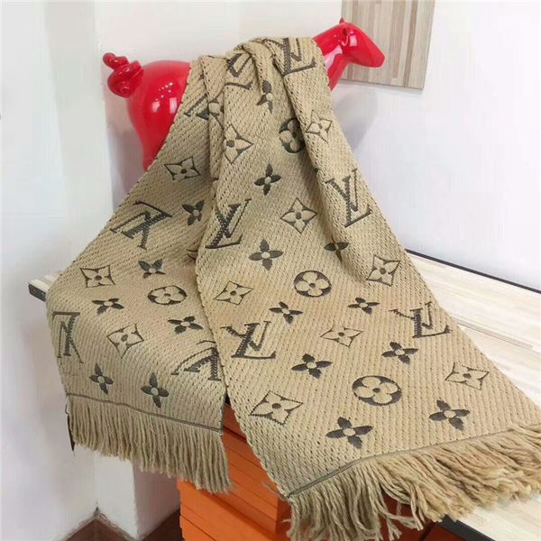 2020 wholesale classic cashmere scarf brand cashmere rope woven scarf luxury men's and women's cashmere scarf, Blue;gray
2020 wholesale classic cashmere scarf brand cashmere rope woven scarf luxury men's and women's cashmere scarf, Blue;gray