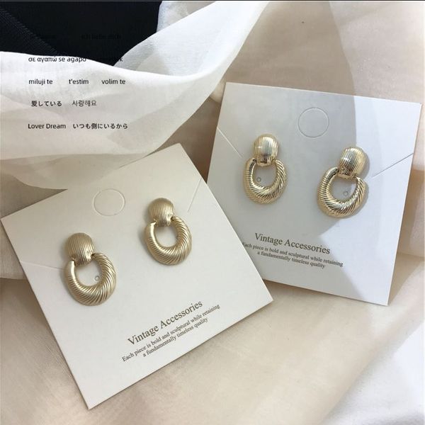 2020 new korean vintage gold earrings for women metallic geometry earrings long drop fashion jewelry, Silver
2020 new korean vintage gold earrings for women metallic geometry earrings long drop fashion jewelry, Silver