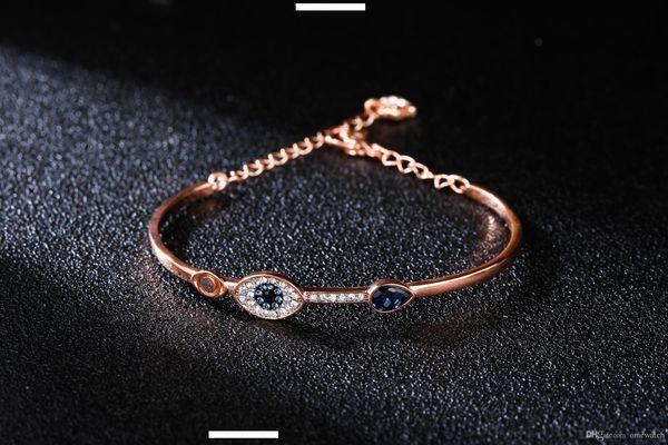 classic popular luxury designer jewelry women bracelets devil's eye bracelet romantic bracelets high edition iced out chains with box, Golden;silver
classic popular luxury designer jewelry women bracelets devil's eye bracelet romantic bracelets high edition iced out chains with box, Golden;silver