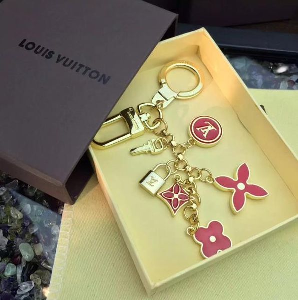 new 3 colour keychain accessories design keyring men women brand alloy car key ring gift box packaging with box ing, Silver
new 3 colour keychain accessories design keyring men women brand alloy car key ring gift box packaging with box ing, Silver