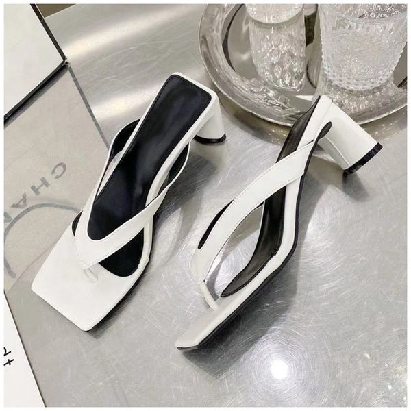 slippers heel square women flip flop 2021 summer beach ladies slipper bohemian female sandal med slip on slides, Black
slippers heel square women flip flop 2021 summer beach ladies slipper bohemian female sandal med slip on slides, Black
