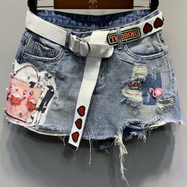 2109 summer denim shorts women new fashion anti-lighting hole beading patch jeans shorts, White;black
2109 summer denim shorts women new fashion anti-lighting hole beading patch jeans shorts, White;black