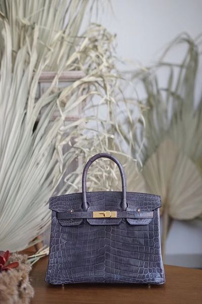 wholesale original designed crocodile bags,brand totes, luxury purse,wallet, made by calf, lamb skin,fast delivery
wholesale original designed crocodile bags,brand totes, luxury purse,wallet, made by calf, lamb skin,fast delivery