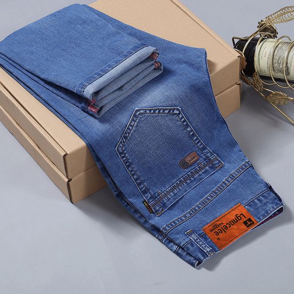 2020 men jeans spring thin popular logo elastic straight jeans mens a undertakes to men, Blue
2020 men jeans spring thin popular logo elastic straight jeans mens a undertakes to men, Blue