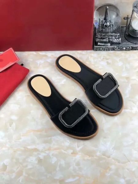 vbrand sandals designer casual lady's flat sandals shoes woman slippers quality sneakers trainer woman slides slipper #v bd6j, Black
vbrand sandals designer casual lady's flat sandals shoes woman slippers quality sneakers trainer woman slides slipper #v bd6j, Black