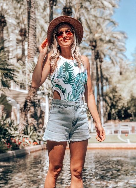 2020 one-piece breast-wiping bird high waist 2020 one-piece breast-wiping bird swimsuit high waist swimsuit, White;black
2020 one-piece breast-wiping bird high waist 2020 one-piece breast-wiping bird swimsuit high waist swimsuit, White;black