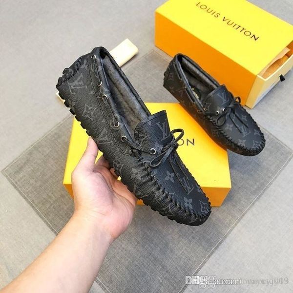 newst high gentleman black leather red bottom greggo orlato flats men,women walking wedding party dress luxury design red sole shoes
newst high gentleman black leather red bottom greggo orlato flats men,women walking wedding party dress luxury design red sole shoes