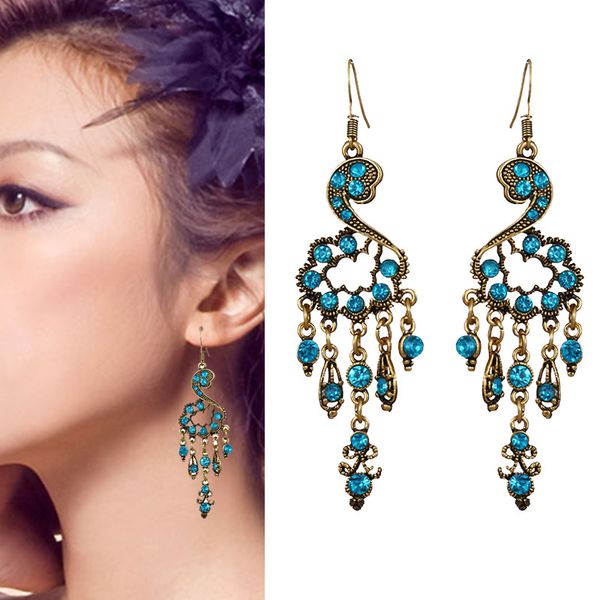 10pcs/lot selling europe diamond earrings cloud design hollow out dangle earring long pattern metal women ear jewelry wholesales, Silver
10pcs/lot selling europe diamond earrings cloud design hollow out dangle earring long pattern metal women ear jewelry wholesales, Silver