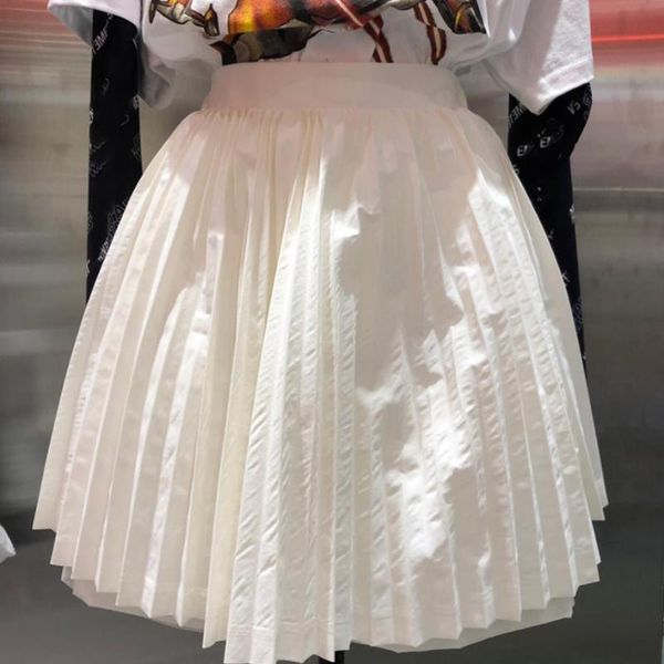 2020 spring and summer new fashion white pleated skirt short skirt female foreign high waist pettiskirt tide ball gown, Black
2020 spring and summer new fashion white pleated skirt short skirt female foreign high waist pettiskirt tide ball gown, Black
