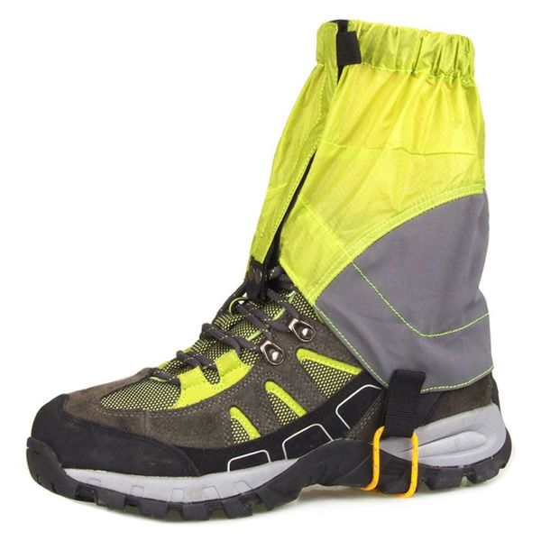 1 pair/lot outdoor snow climbing shoes protection cover hiking skiing walking waterproof skate short gait, Black
1 pair/lot outdoor snow climbing shoes protection cover hiking skiing walking waterproof skate short gait, Black