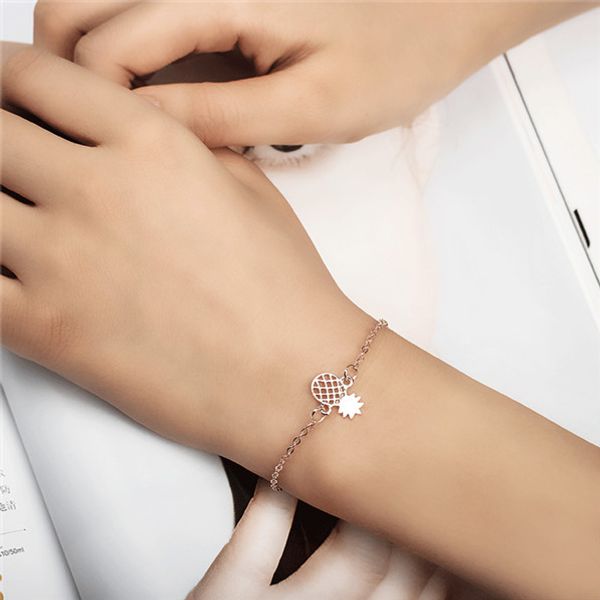 naturally lovely hollowout three-dimensional pineapple alloy lady fruit bracelet anklets small ornaments accessories jewelry for gift dhl, Golden;silver
naturally lovely hollowout three-dimensional pineapple alloy lady fruit bracelet anklets small ornaments accessories jewelry for gift dhl, Golden;silver