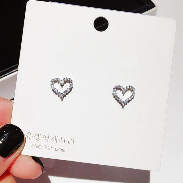 exquisite korean style heart earrings rose gold color micro paved cubic zircon stud earrings fashion women jewelry, Golden;silver
exquisite korean style heart earrings rose gold color micro paved cubic zircon stud earrings fashion women jewelry, Golden;silver