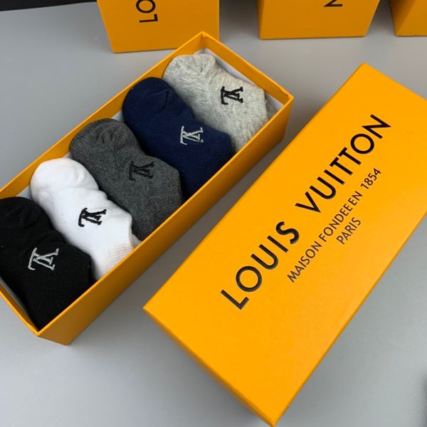 the new 2020 sales letters embroidery men socks made of pure cotton absorb sweat proof comfortable soft socks, Black
the new 2020 sales letters embroidery men socks made of pure cotton absorb sweat proof comfortable soft socks, Black