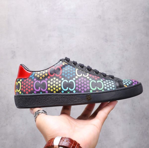 2020 мужская классическая мода люксовый бренд обувь, новое поступление casaulleather rivoli кроссовки дамы красное дно проверить плоские туф, Black;red
2020 мужская классическая мода люксовый бренд обувь, новое поступление casaulleather rivoli кроссовки дамы красное дно проверить плоские туф, Black;red