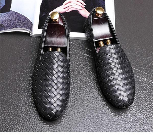 2019 genuine leather men's shoes slipper sheepskin foot round head casual shoes ventilation high-qualityhand knit doug, Black
2019 genuine leather men's shoes slipper sheepskin foot round head casual shoes ventilation high-qualityhand knit doug, Black