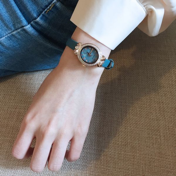 korean style simple chic light luxury art small strap dial leisure fashion lake blue quartz watch female, Black
korean style simple chic light luxury art small strap dial leisure fashion lake blue quartz watch female, Black