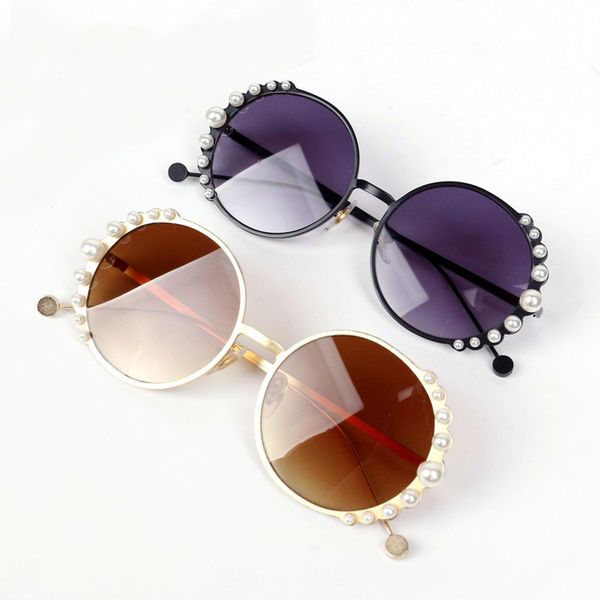 2019 kids sun glasses baby girls pearl sunglasses luxury metal round sunglasses uv protection princess shades girl gifts eyewear, White;black
2019 kids sun glasses baby girls pearl sunglasses luxury metal round sunglasses uv protection princess shades girl gifts eyewear, White;black