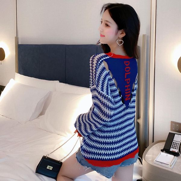 2019 early autumn back hollow out embroidery letter long sleeve knitting jacket woman all-match outside clothes, Black
2019 early autumn back hollow out embroidery letter long sleeve knitting jacket woman all-match outside clothes, Black