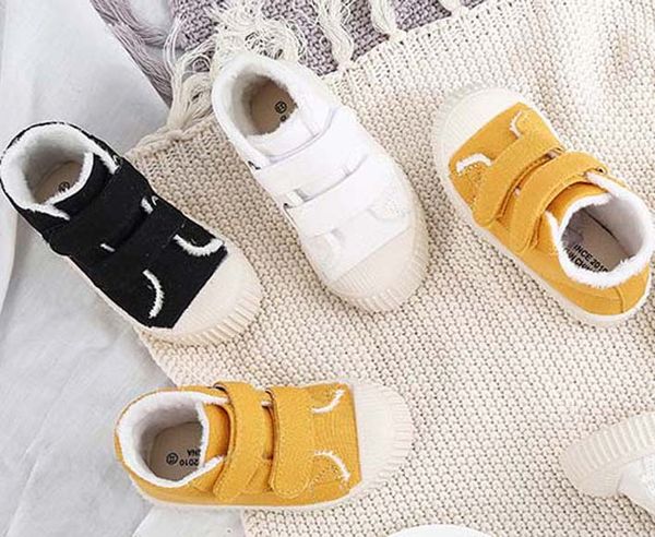 classic sneaker chaussures enfants fashion smart triple kids shoes platform leather shoes air chaussures shoes011 p4, Black;red
classic sneaker chaussures enfants fashion smart triple kids shoes platform leather shoes air chaussures shoes011 p4, Black;red