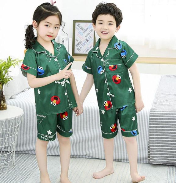 good quality summer short sleeve children pajamas set soild kids homewear suit casual boys pyjamas set sweet girls sleepwear, Blue;red
good quality summer short sleeve children pajamas set soild kids homewear suit casual boys pyjamas set sweet girls sleepwear, Blue;red