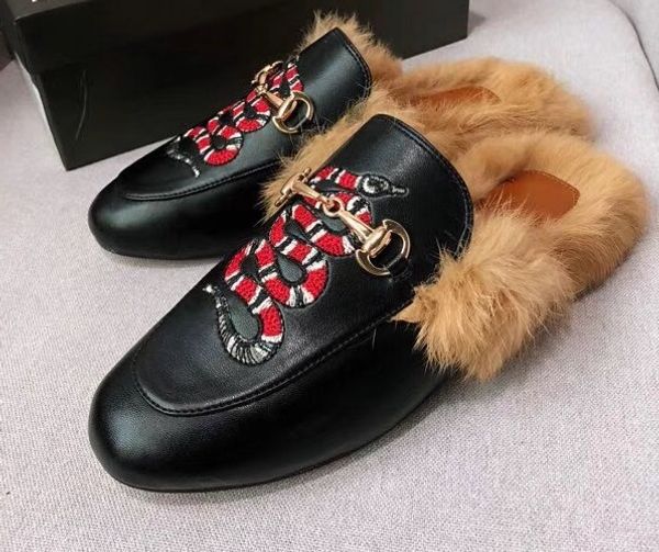 hot sale-женщины кожи коровы зима мех кролик тапочки бархат horsebit мокасины пряжка металл плоской обувь вышитые tiger, Black
hot sale-женщины кожи коровы зима мех кролик тапочки бархат horsebit мокасины пряжка металл плоской обувь вышитые tiger, Black