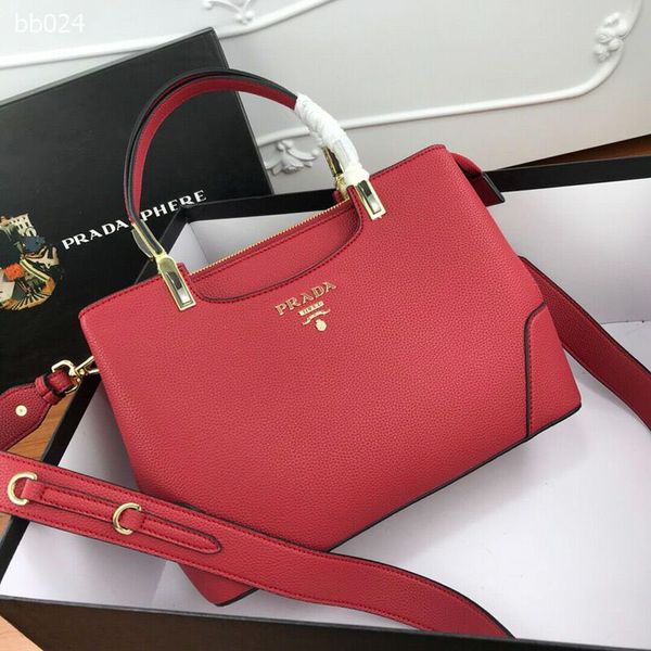 handbags women bags 2019 new tide autumn and winter models atmospheric handbag personality mother shoulder fashion wild messenger bag
handbags women bags 2019 new tide autumn and winter models atmospheric handbag personality mother shoulder fashion wild messenger bag