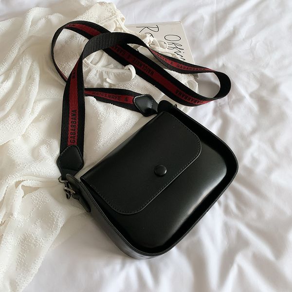 all-match foreign bag 2020 new small bag messenger female shoulder wide shoulder strap small square
all-match foreign bag 2020 new small bag messenger female shoulder wide shoulder strap small square