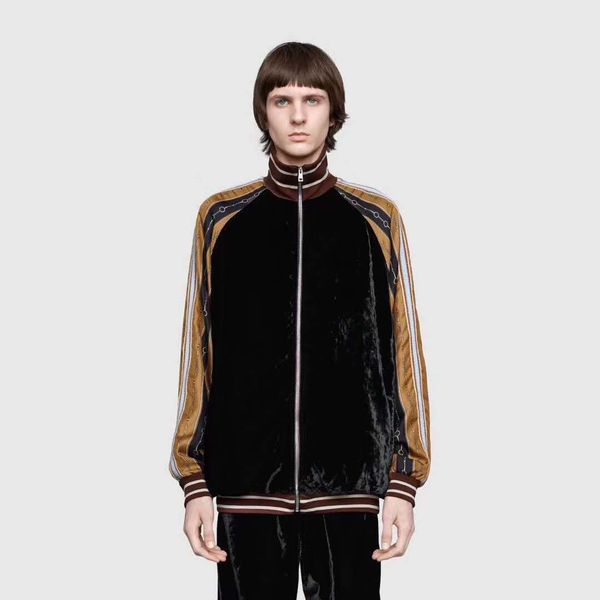 2019 mens designer tracksuits autumn brand mens tracksuits jogger suits jacket+ pants sets sporting suit letter medusa set men cotton, Gray
2019 mens designer tracksuits autumn brand mens tracksuits jogger suits jacket+ pants sets sporting suit letter medusa set men cotton, Gray