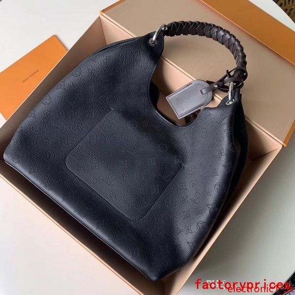 weaving shoulder bag for women fashion ladies letter real cowhide leather carossbody bags for woman m53188 35x40x17cm
weaving shoulder bag for women fashion ladies letter real cowhide leather carossbody bags for woman m53188 35x40x17cm