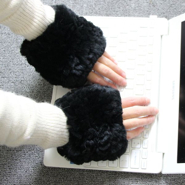 2018 fashion real rex fur women' winter gloves genuine fur mittens girl fingerless gloves wrist warmer elastic fluffy, Blue;gray
2018 fashion real rex fur women' winter gloves genuine fur mittens girl fingerless gloves wrist warmer elastic fluffy, Blue;gray