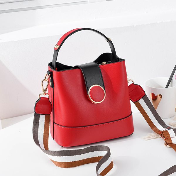 puimentiua luxury crossbody shoulder bag women messenger bags fashion cross body bags luxury handbags ladies designer
puimentiua luxury crossbody shoulder bag women messenger bags fashion cross body bags luxury handbags ladies designer