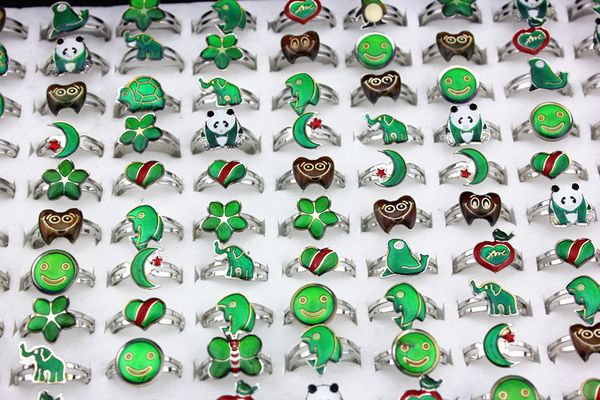 wholesale 50pcs/lot mixed styles amazing color changing temperature animals mood rings adjustable fits adults & children jewelry mr74
wholesale 50pcs/lot mixed styles amazing color changing temperature animals mood rings adjustable fits adults & children jewelry mr74