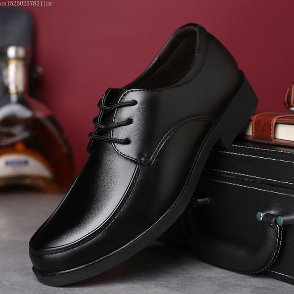 2018 new black men formal shoes autumn winter men dress shoes leather classic business gentleman big size
2018 new black men formal shoes autumn winter men dress shoes leather classic business gentleman big size