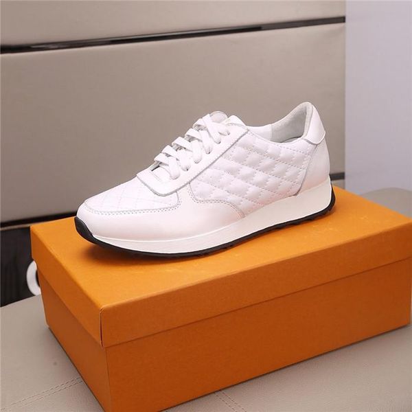 2020 new luxury designer men's casual shoes cowhide upper sheep lining lining wear-resistant outsole fashion comfortable
2020 new luxury designer men's casual shoes cowhide upper sheep lining lining wear-resistant outsole fashion comfortable