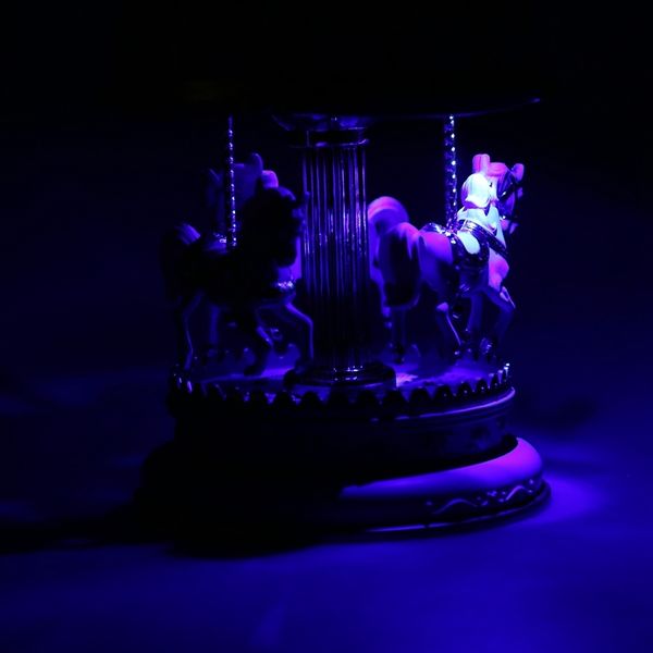 led music box carousel round music boxes decor glowing carousel horse music box christmas wedding birthday gift other home decor
led music box carousel round music boxes decor glowing carousel horse music box christmas wedding birthday gift other home decor
