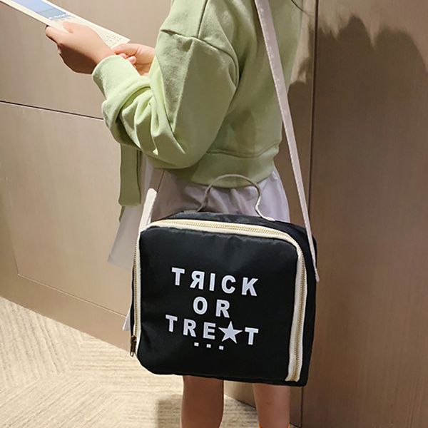 новый милый девушка письмо печати небольшие сумки на ремне мужская молния молодой crossbody сумка для детей
новый милый девушка письмо печати небольшие сумки на ремне мужская молния молодой crossbody сумка для детей
