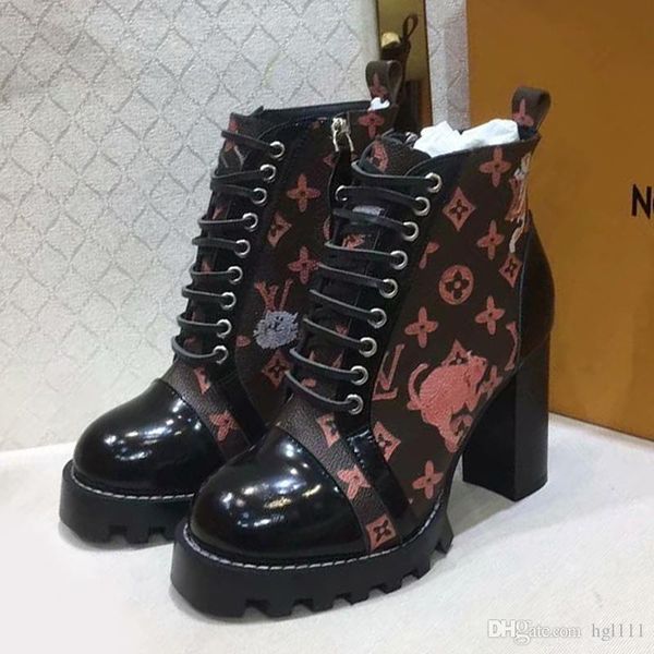 korean version of the net red thick bottom with martin boots female autumn and winter black nightclub patent leather super high heel boots
korean version of the net red thick bottom with martin boots female autumn and winter black nightclub patent leather super high heel boots