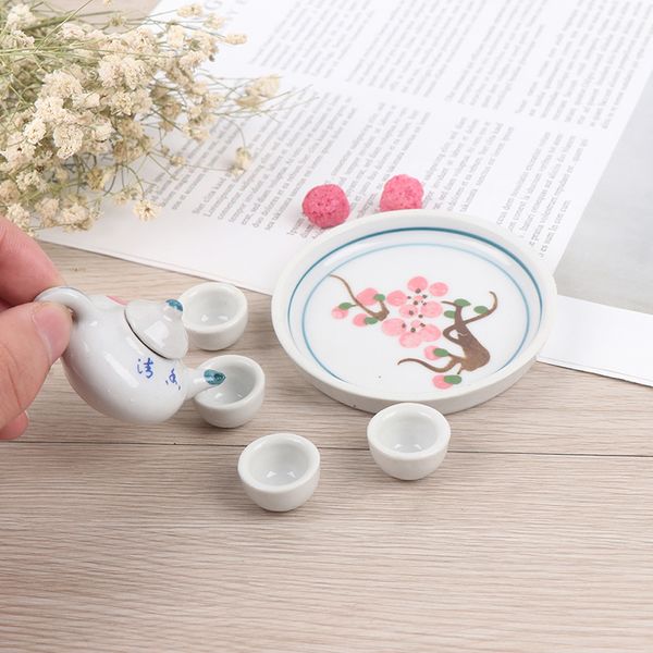 1 set 1/12 miniature doll house pink flower patten coffee tea cups ceramic tableware kitchen accessories
1 set 1/12 miniature doll house pink flower patten coffee tea cups ceramic tableware kitchen accessories